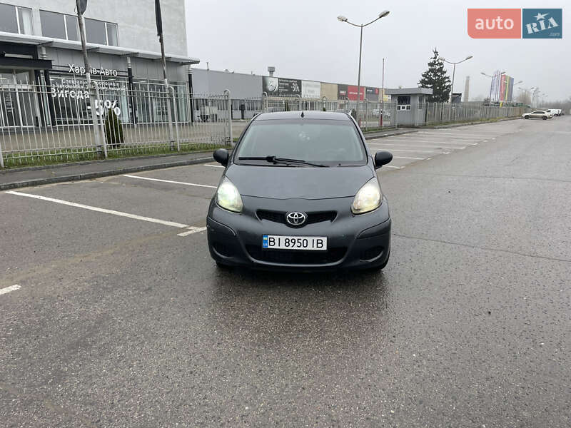 Хетчбек Toyota Aygo 2008 в Харкові