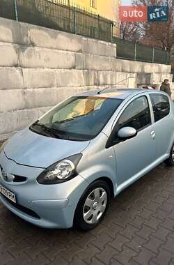 Хетчбек Toyota Aygo 2005 в Обухові