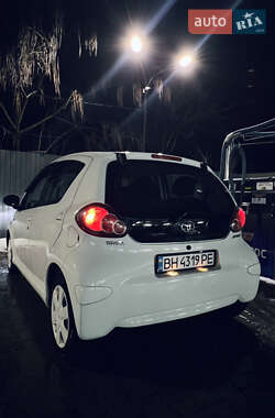 Хэтчбек Toyota Aygo 2011 в Одессе