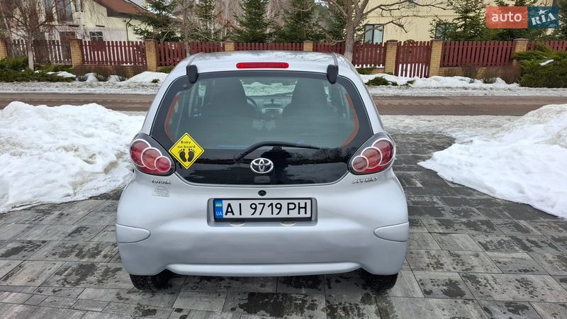 Хэтчбек Toyota Aygo 2014 в Киеве