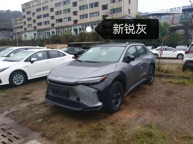 Позашляховик / Кросовер Toyota bZ4X 2023 в Дніпрі