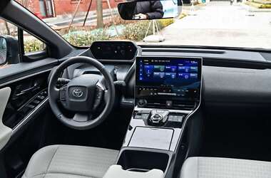 Внедорожник / Кроссовер Toyota bZ4X 2022 в 