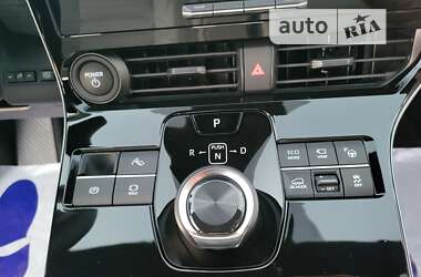 Внедорожник / Кроссовер Toyota bZ4X 2023 в 