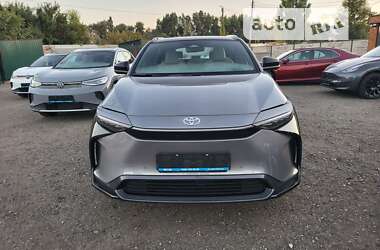 Внедорожник / Кроссовер Toyota bZ4X 2023 в 