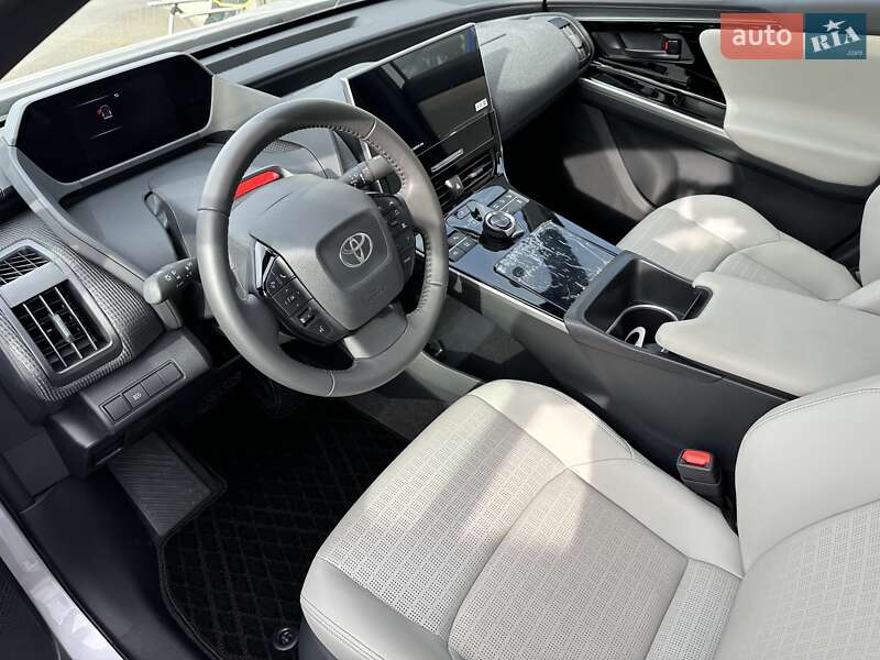 Позашляховик / Кросовер Toyota bZ4X 2023 в Києві