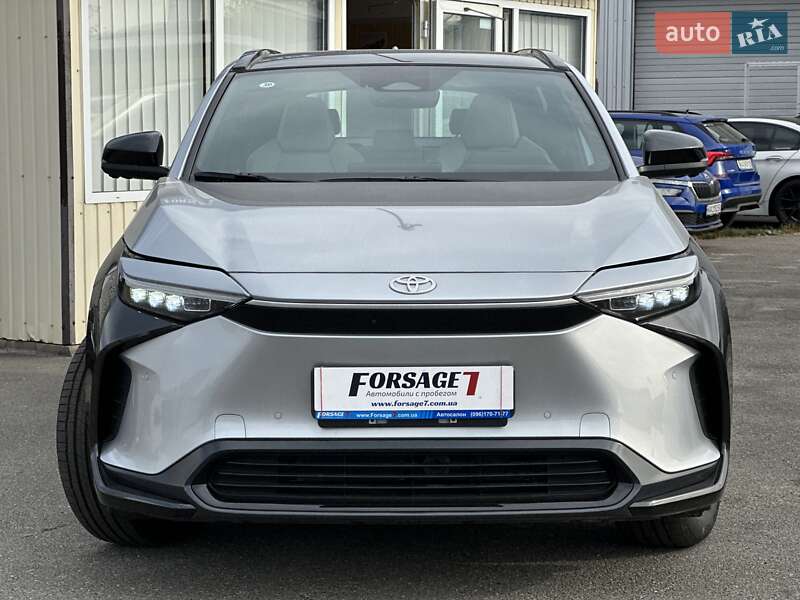 Позашляховик / Кросовер Toyota bZ4X 2023 в Києві