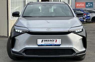 Внедорожник / Кроссовер Toyota bZ4X 2023 в 