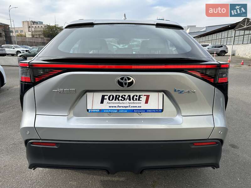 Позашляховик / Кросовер Toyota bZ4X 2023 в Києві