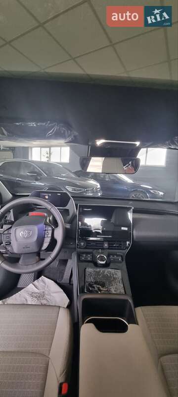 Внедорожник / Кроссовер Toyota bZ4X 2023 в Днепре фото 20 Внедорожник / Кроссовер Toyota bZ4X 2023 в Днепре