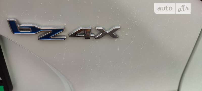 Внедорожник / Кроссовер Toyota bZ4X 2022 в Киеве