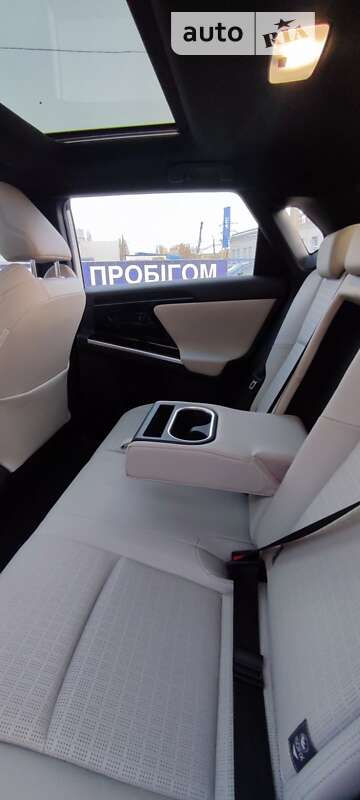 Внедорожник / Кроссовер Toyota bZ4X 2022 в Киеве