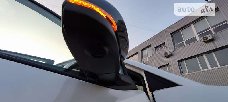 Внедорожник / Кроссовер Toyota bZ4X 2022 в Киеве