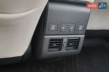 Внедорожник / Кроссовер Toyota bZ4X 2022 в 