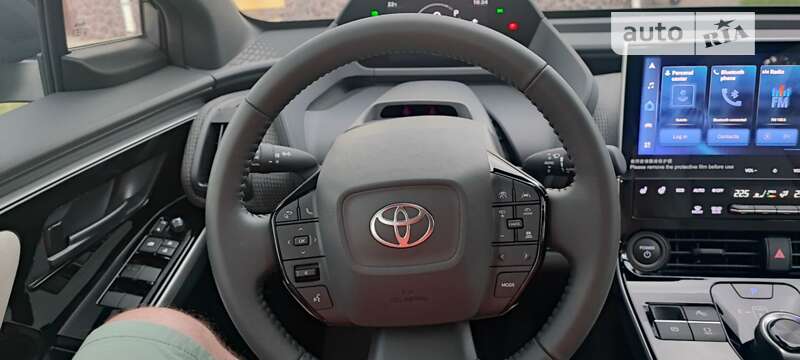 Внедорожник / Кроссовер Toyota bZ4X 2022 в Киеве