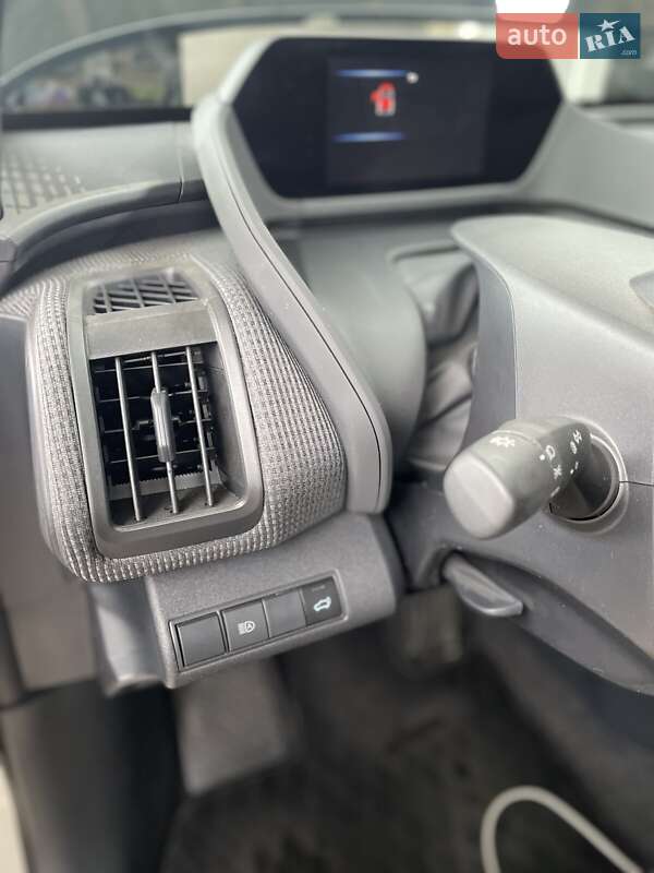 Внедорожник / Кроссовер Toyota bZ4X 2023 в Одессе