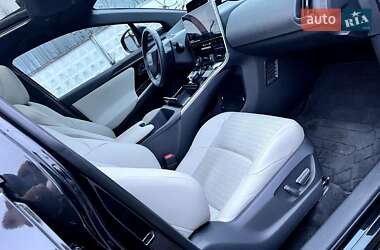 Внедорожник / Кроссовер Toyota bZ4X 2023 в 