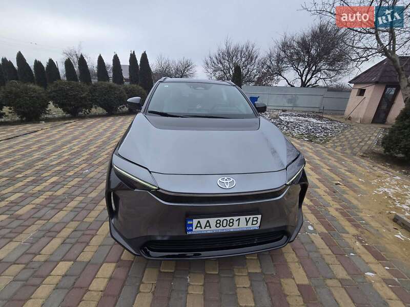 Внедорожник / Кроссовер Toyota bZ4X 2022 в Кропивницком