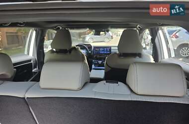 Внедорожник / Кроссовер Toyota bZ4X 2023 в 