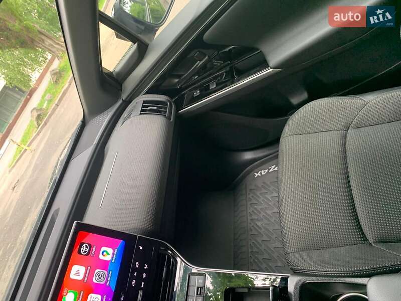 Внедорожник / Кроссовер Toyota bZ4X 2023 в Киеве фото 27 Внедорожник / Кроссовер Toyota bZ4X 2023 в Киеве