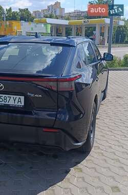 Позашляховик / Кросовер Toyota bZ4X 2023 в 
