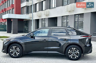 Внедорожник / Кроссовер Toyota bZ4X 2022 в 