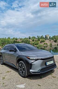 Внедорожник / Кроссовер Toyota bZ4X 2023 в Днепре