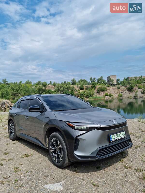 Toyota bZ4X 2023