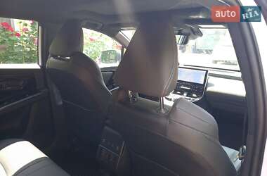 Внедорожник / Кроссовер Toyota bZ4X 2023 в 