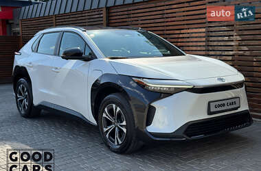 Внедорожник / Кроссовер Toyota bZ4X 2022 в 