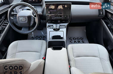 Внедорожник / Кроссовер Toyota bZ4X 2022 в 