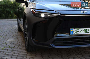Внедорожник / Кроссовер Toyota bZ4X 2023 в 