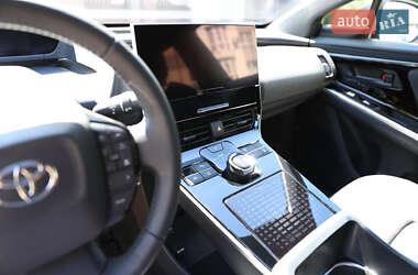 Внедорожник / Кроссовер Toyota bZ4X 2023 в 