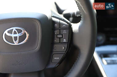 Внедорожник / Кроссовер Toyota bZ4X 2023 в 