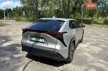 Внедорожник / Кроссовер Toyota bZ4X 2024 в 