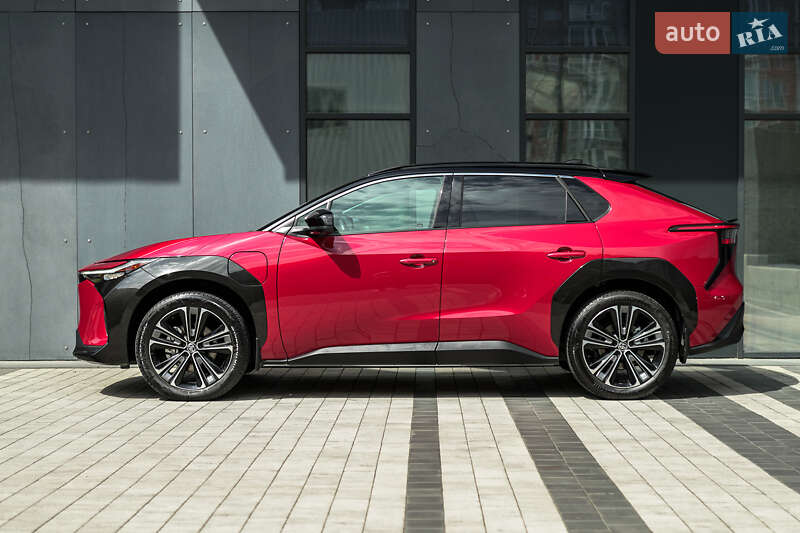 Внедорожник / Кроссовер Toyota bZ4X 2023 в Львове