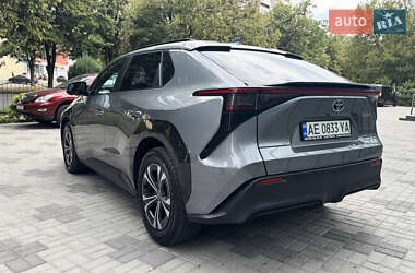 Внедорожник / Кроссовер Toyota bZ4X 2023 в 