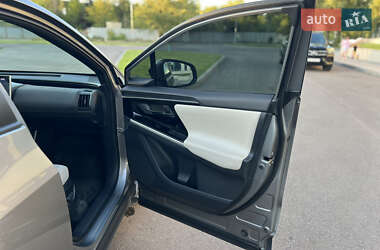 Внедорожник / Кроссовер Toyota bZ4X 2023 в 