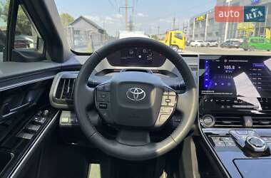 Внедорожник / Кроссовер Toyota bZ4X 2023 в 