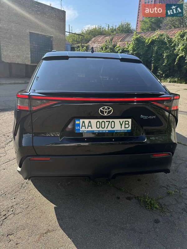 Внедорожник / Кроссовер Toyota bZ4X 2023 в Киеве фото 3 Внедорожник / Кроссовер Toyota bZ4X 2023 в Киеве
