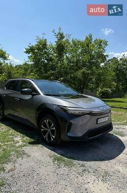 Внедорожник / Кроссовер Toyota bZ4X 2022 в 