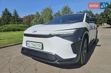 Внедорожник / Кроссовер Toyota bZ4X 2022 в 