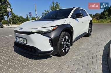 Внедорожник / Кроссовер Toyota bZ4X 2022 в 