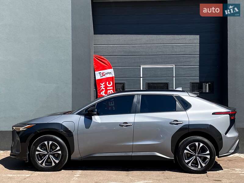 Внедорожник / Кроссовер Toyota bZ4X 2022 в Киеве фото 6 Внедорожник / Кроссовер Toyota bZ4X 2022 в Киеве
