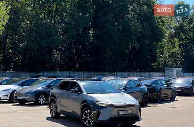 Внедорожник / Кроссовер Toyota bZ4X 2022 в 