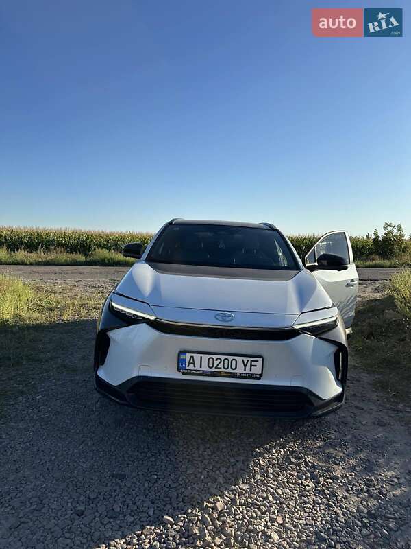 Внедорожник / Кроссовер Toyota bZ4X 2023 в Киеве фото 2 Внедорожник / Кроссовер Toyota bZ4X 2023 в Киеве