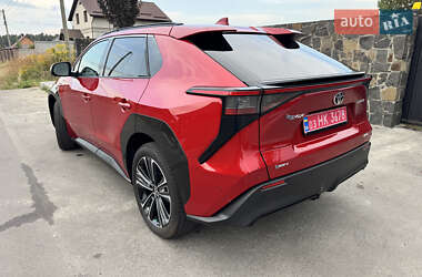 Внедорожник / Кроссовер Toyota bZ4X 2024 в 