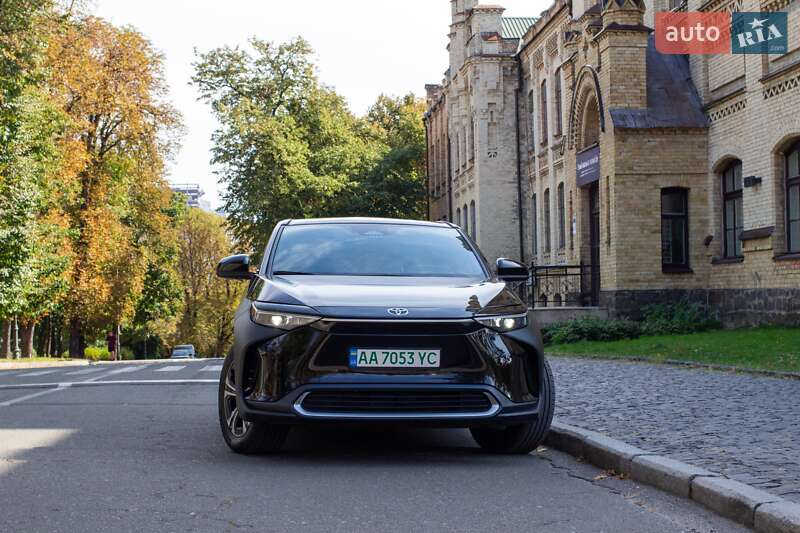 Внедорожник / Кроссовер Toyota bZ4X 2023 в Киеве фото 19 Внедорожник / Кроссовер Toyota bZ4X 2023 в Киеве