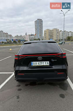 Позашляховик / Кросовер Toyota bZ4X 2022 в 