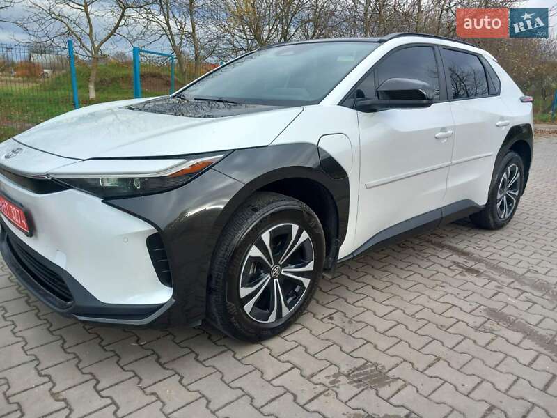 Внедорожник / Кроссовер Toyota bZ4X 2023 в Луцке фото 5 Внедорожник / Кроссовер Toyota bZ4X 2023 в Луцке