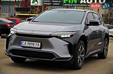 Внедорожник / Кроссовер Toyota bZ4X 2023 в Черкассах